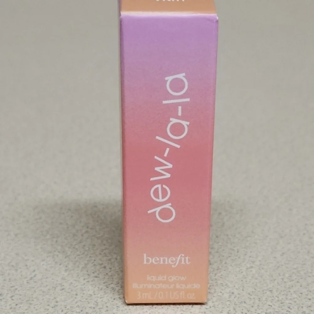 BENEFIT COSMETICS bundle Lot 3 Travel Size Produts